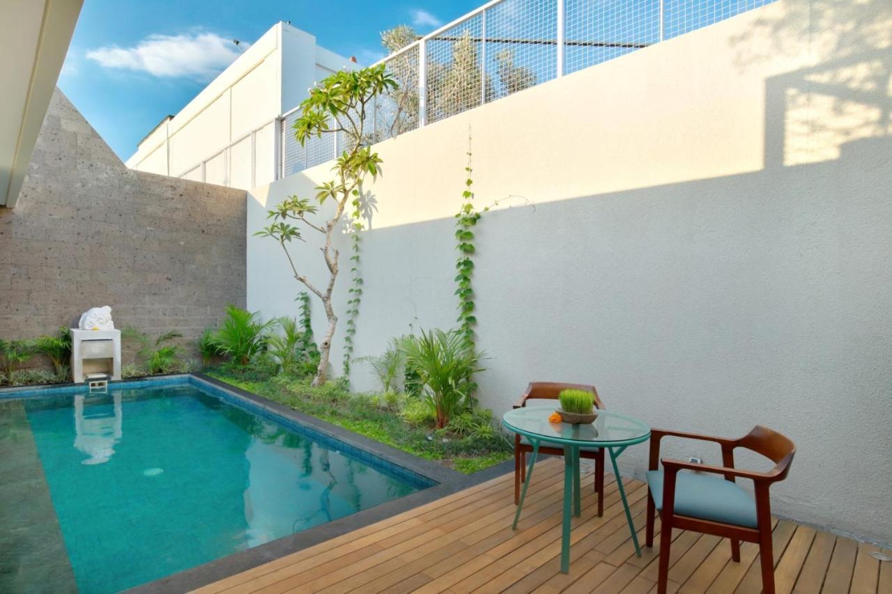 Ayona Villa Seminyak By Ini Vie Hospitality Kültér fotó