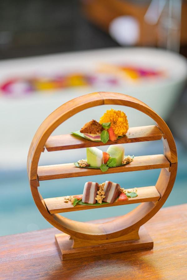 Ayona Villa Seminyak By Ini Vie Hospitality Kültér fotó